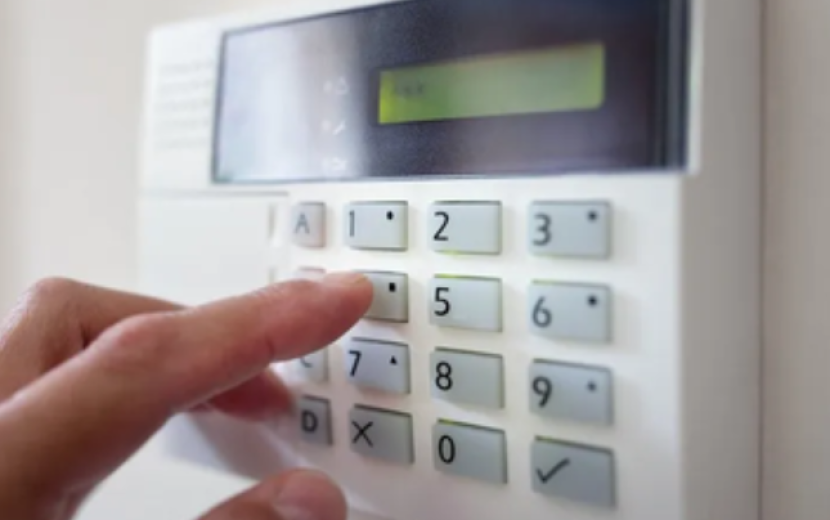 KEYHOLDING & ALARM RESPONSE